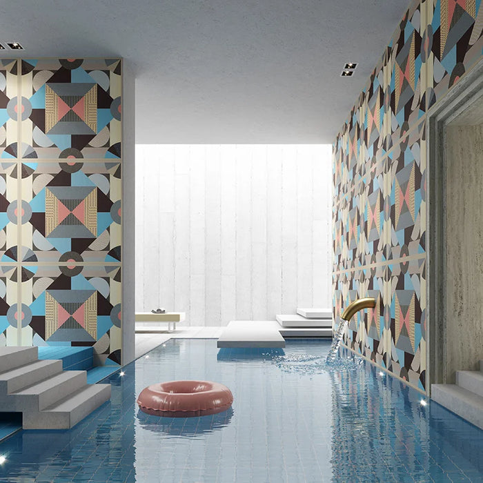 Piscina moderna con rivestimenti in gres porcellanato effetto cementina pop art, formato 120x120 cm, colore azzurro, rosa, grigio e giallo, One Decoro 06 di 41zero42