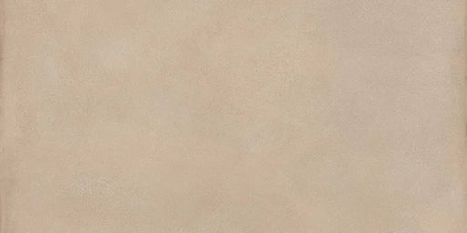 Dettaglio piastrella in gres porcellanato effetto cemento nuvolato per esterni della collezione Terrae di Casalgrande, formato 30x60 cm, colore Beige