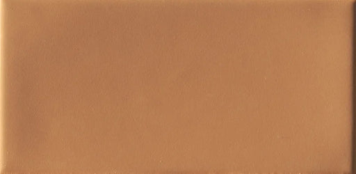 Dettaglio Piastrella da rivestimento in pasta bianca serie Mou di 41zero42, effetto mattoncino opaco, formato 6.2x12.5 cm, Colore Matte Caramel