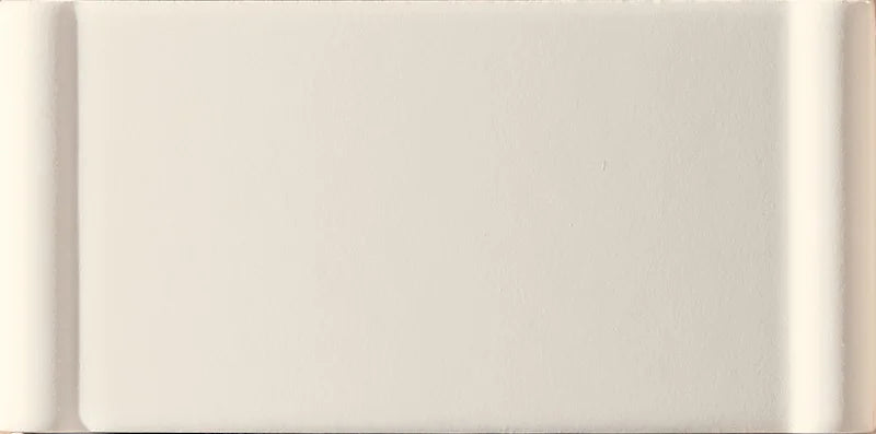 Dettaglio Piastrella da rivestimento in pasta bianca serie Mou di 41zero42, effetto mattoncino tridimensionale opaco, formato 6.2x12.5 cm, Colore Mix Matte Milk
