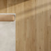 Dettaglio pavimento in gres porcellanato effetto legno della collezione Oku di Ceramica Rondine, formato 20x120 cm, colore Contemporary Natural