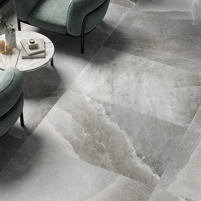 Dettaglio pavimento in gres porcellanato effetto marmo naturale della collezione Himalaya di Ceramica Rondine, formato 60x120 cm, colore Grey