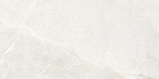 Piastrella per pavimento esterno in gres porcellanato effetto pietra della collezione Angers di Ceramica Rondine, formato 30x60 cm antiscivolo, colore White