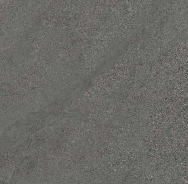Piastrella ArkiStone Carbone di Idea Ceramica in gres porcellanato effetto pietra 120x120 cm per pavimenti e rivestimenti contemporanei
