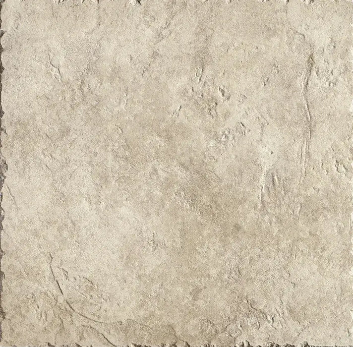 Dettaglio piastrella in gres porcellanato effetto pietra naturale anticata e vissuta, collezione Azteca di Settecento Ceramica, colore Avorio 49x49