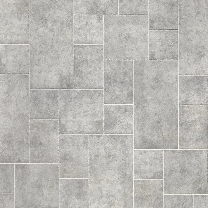 Pavimentazione con piastrelle in gres porcellanato effetto pietra naturale anticata e vissuta, collezione Azteca di Settecento Ceramica, colore Grigio 49x98