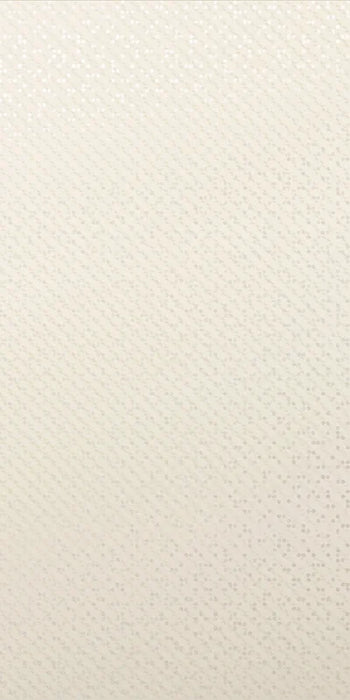 Dettaglio piastrella in gres porcellanato effetto materico con gocce lucide della collezione Aguas di Settecento Ceramica, colore Natural White 45x90