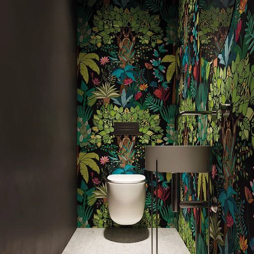 Bagno ristorante moderno con rivestimento in gres ultrasottile effetto carta da parati, opaco, della collezione Paper41 Pro di 41zero42, 50x100 cm, Decoro natural stilizzato Flora