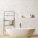 bagno con Rivestimento in bicottura effetto resina, Pearl 25x75 cm di Herberia, collezione Lime