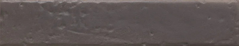 Dettaglio piastrella per rivestimento in gres porcellanato effetto mattoncino rustico opaco 4,5x23 cm della collezione Antique, colore Autumn di Ceramica Settecento