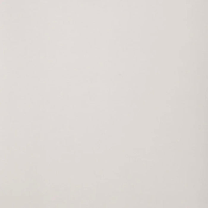 Dettaglio piastrella per pavimento in gres porcellanato effetto resina tinta unita della collezione Architecture di Casalgrande, formato 30x30 rettficato, colore Warm Grey