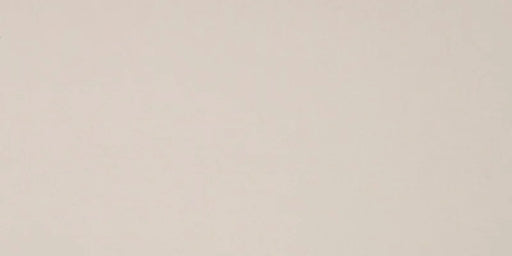 Dettaglio piastrella per pavimento in gres porcellanato effetto resina tinta unita della collezione Architecture di Casalgrande, formato 30x60 rettficato, colore Dark Ivory