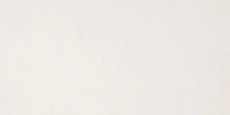 Dettaglio piastrella per pavimento in gres porcellanato effetto resina tinta unita della collezione Architecture di Casalgrande, formato 30x60 rettficato, colore Light Ivory