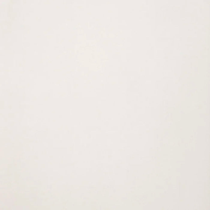 Dettaglio piastrella per pavimento in gres porcellanato effetto resina tinta unita della collezione Architecture di Casalgrande, formato 60x60 rettficato, colore Light ivory