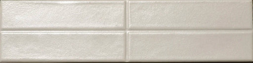 Dettaglio piastrella per rivestimento in gres porcellanato effetto mattoncino opaco 7,5x30 cm della collezione Artifact, colore Fog di Ceramica Settecento