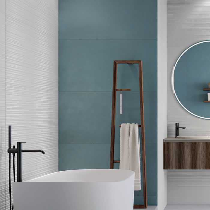 Rivestimento ceramico 60x120 cm della collezione Aurea, colore Turchese di Ceramica Rondine.