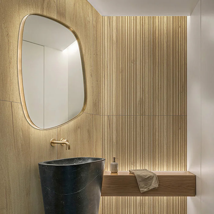 Rivestimento bagno Barrique Medium di Idea Ceramica in gres porcellanato effetto legno rustico 60x120 cm per pavimenti e rivestimenti senza tempo