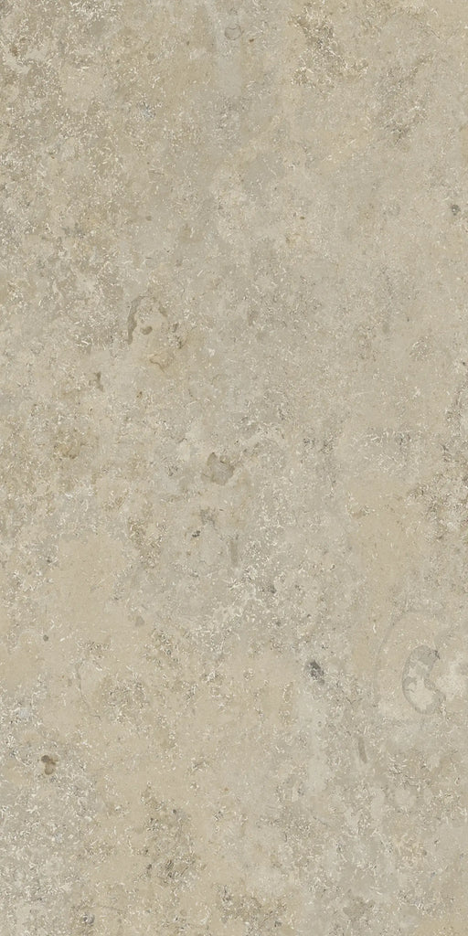 Dettaglio piastrella in gres porcellanato effetto pietra naturale, collezione Blendstone di Settecento Ceramica, colore Beige 30x60