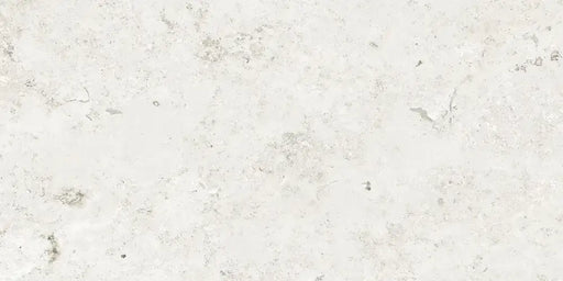 Dettaglio piastrella in gres porcellanato effetto pietra naturale, collezione Blendstone di Settecento Ceramica, colore White 60x120
