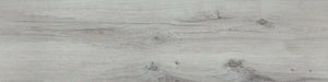 Piastrella per pavimento e rivestimento in gres porcellanato effetto legno anticato in della collezione Bricola di Ceramica Rondine, formato 30x120 cm, colore Fumo