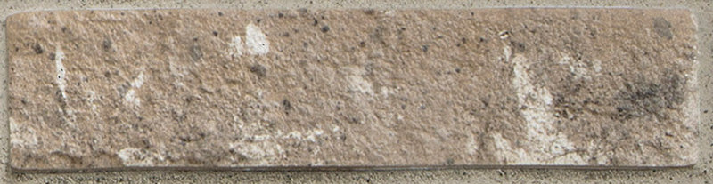 Dettaglio piastrella per pavimento e rivestimento in gres porcellanato effetto mattoncino Opaco 6x25 cm della collezione London, colore Brown di Ceramica Rondine