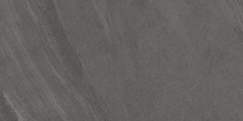 Dettaglio piastrella da pavimento e rivestimento in gres porcellanato effetto pietra Urban della collezione Burlington Stone di Gardenia Orchidea, formato 60x120, colore Graphite