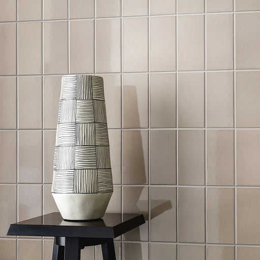 Rivestimento ceramico pasta bianca Back To Basic Perla 7.5x15 Eccentrico, effetto tinta unita lucido