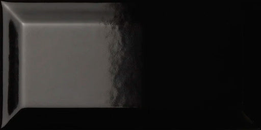 Piastrella ceramica pasta bianca Back To Basic Nero Bisellato 7.5x15 Eccentrico, effetto diamantato lucido