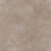 dettaglio piastrella da pavimento e rivestimento in gres porcellanato smaltato opaco effetto cemento nuvolato dai toni caldi della collezione Baya di Paul & Co Ceramiche, formato 90x90, colore Taupe