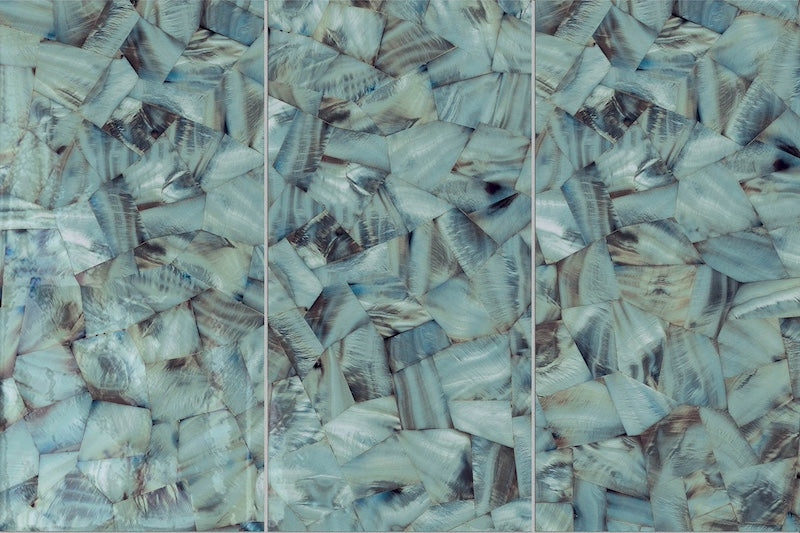 Dettaglio piastrelle per pavimento e rivestimento in gres porcellanato effetto fondale marino. Collezione Swimming Sea di Ceramica Valsecchia, formato 15x30, Bay Water