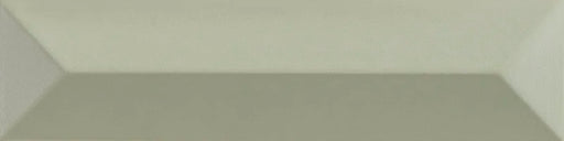 Piastrella ceramica pasta bianca Beat Charleston Sage 5x20 Eccentrico, effetto mattoncino a rilievo opaco.