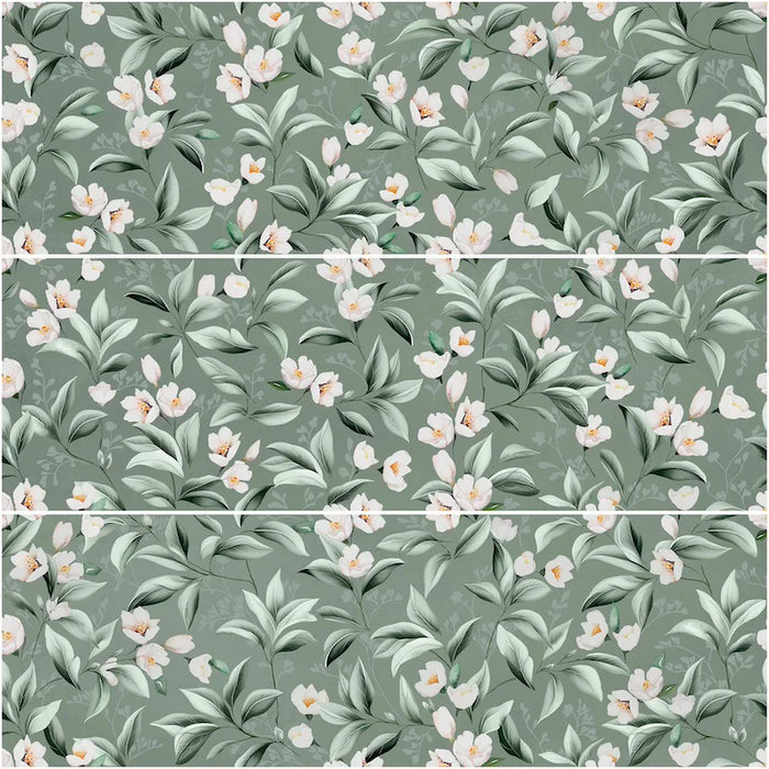 Piastrella per rivestimenti in bicottura pasta bianca con decoro floreale della collezione Blossom di Savoia Italia, formato 33x100 cm, colore Garden Menta