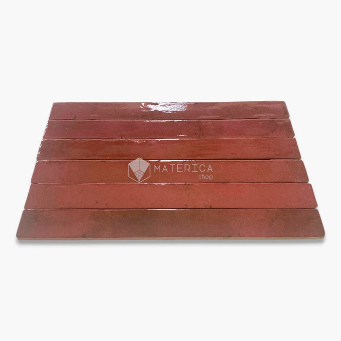 Foto piastrelle per pavimento e rivestimento in gres porcellanato effetto mattoncino lucido 4.8x45 cm della collezione Colors Brick, colore Red di Ceramica Rondine