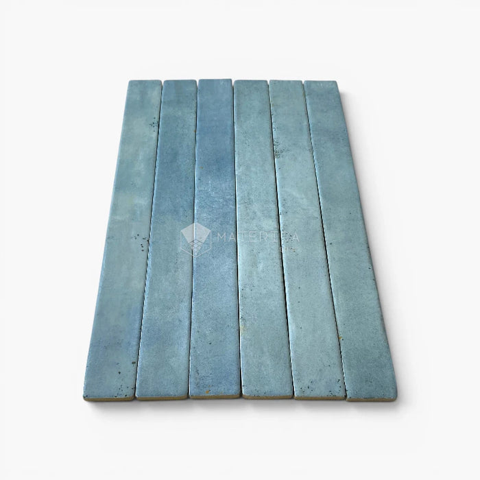 Foto piastrelle per pavimento e rivestimento in gres porcellanato effetto mattoncino lucido 4.8x45 cm della collezione Colors Brick, colore Sky di Ceramica Rondine