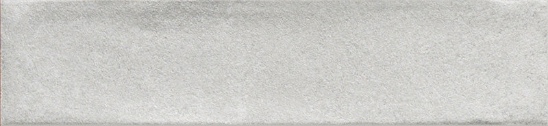 Dettaglio piastrella per rivestimento in gres porcellanato effetto mattoncino opaco 4.8x20 cm della collezione Cruda Brick, colore Ice di Ceramica Rondine