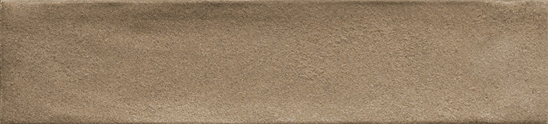 Dettaglio piastrella per rivestimento in gres porcellanato effetto mattoncino opaco 4.8x20 cm della collezione Cruda Brick, colore Sabbia di Ceramica Rondine