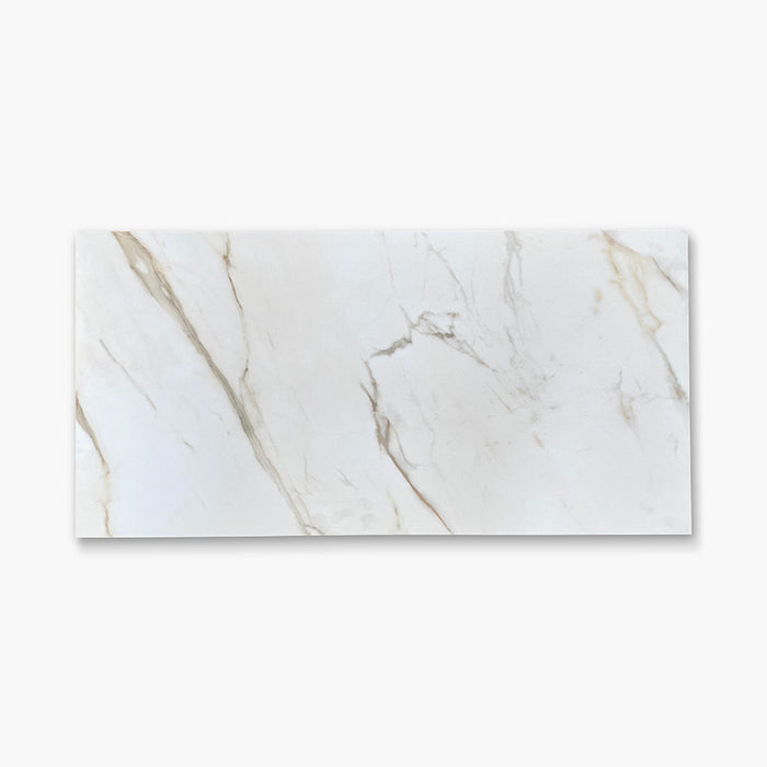 Foto piastrella in gres porcellanato effetto marmo opaco della collezione Canova di Ceramica Rondine, formato 60x120, colore Calacatta Gold