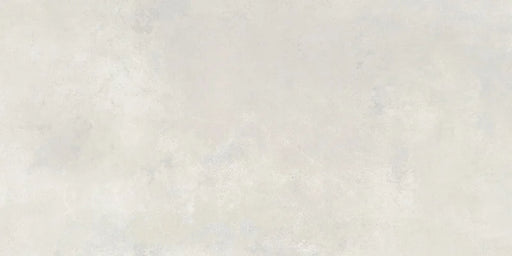 Dettaglio piastrella per pavimento in gres porcellanato effetto cemento nuvolato per esterni della collezione Cementart di Alfalux, formato 30x60 antiscivolo r11 rettficato, colore Perla