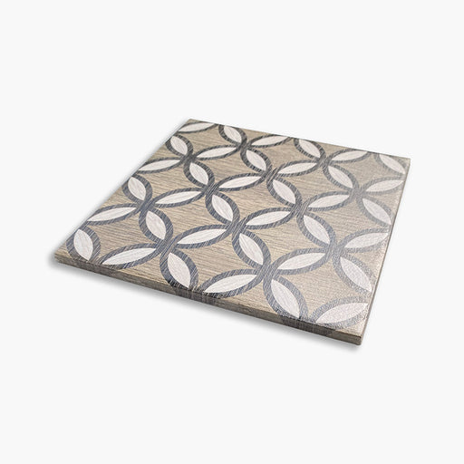 Foto piastrella per pavimento e rivestimento in gres porcellanato effetto cementina decorata geometrica. Collezione Cementine Home di Ceramica Valsecchia, formato 20x20, A4