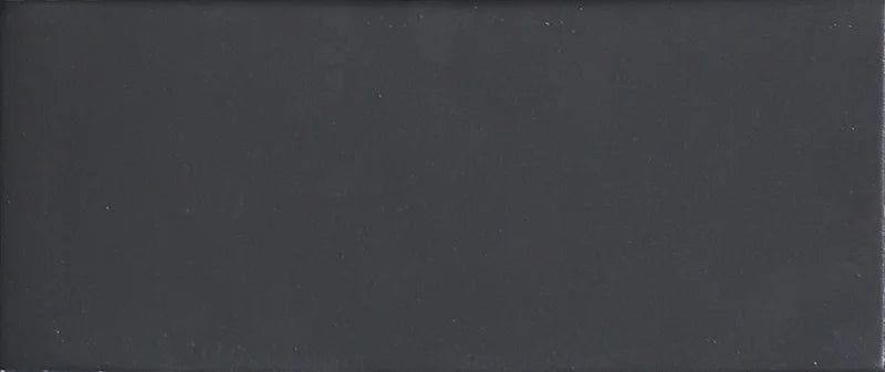 Dettaglio Piastrella da rivestimento in gres serie Cosmo di 41zero42, effetto mattoncino opaco, formato 6x15 cm, Colore Brick Matte Blu/Nero