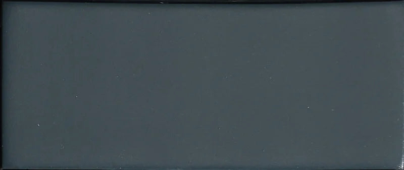 Dettaglio Piastrella da rivestimento in gres serie Cosmo di 41zero42, effetto mattoncino opaco, formato 6x15 cm, Colore Brick Matte Blu/Nero
