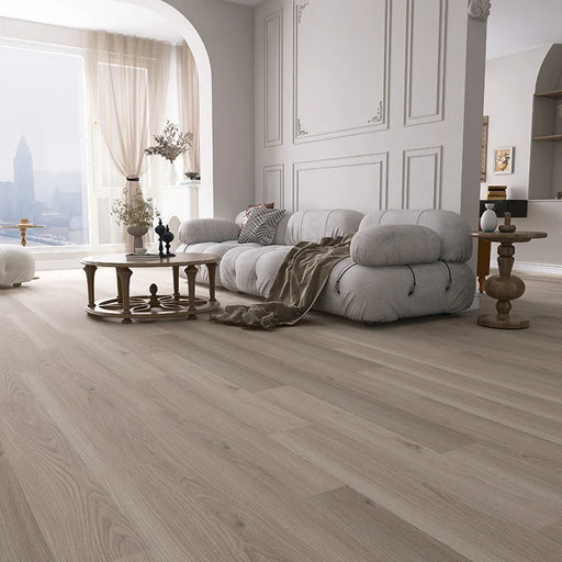 Pavimento SPC CoverUpp colore Perla posato in un soggiorno lusso