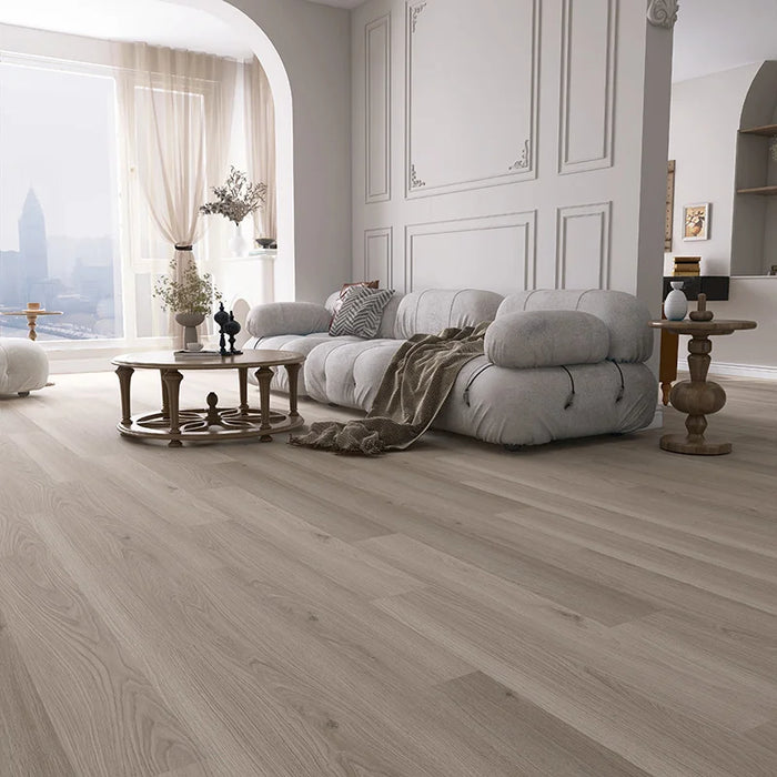 Pavimento SPC CoverUpp colore Perla posato in un soggiorno lusso