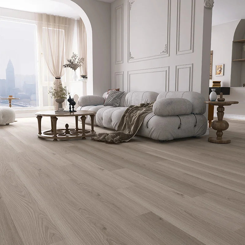 Pavimento SPC CoverUpp colore Perla posato in un soggiorno lusso