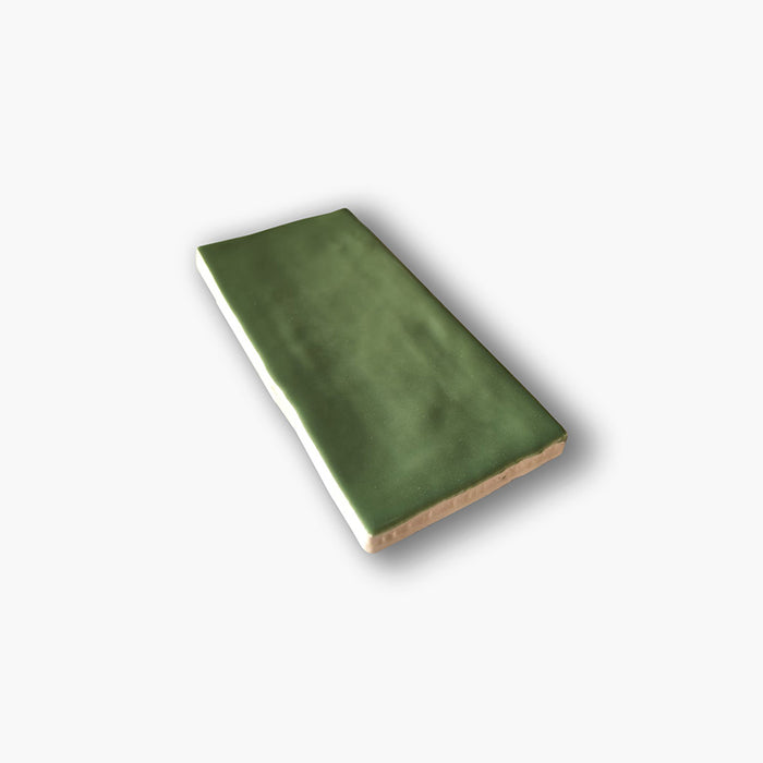 Foto del mattoncino della collezione Crayon nella colorazione Spring Green Matt di Self Style by Keradom.