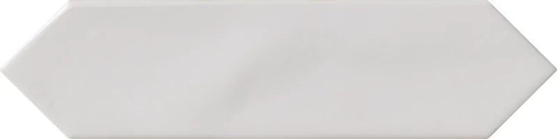 Dettaglio piastrella per rivestimento ceramico effetto mattoncino opaco, formato losanghina 7,5x30 cm della collezione Crayons, colore Matt White di Ceramica Settecento