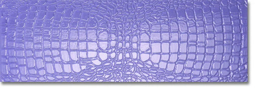Dettaglio piastrella in gres porcellanato effetto pelle di coccodrillo in rilievo della Collezione Crocotiles di Ceramica Settecento, colore Lilla 24x72 cm