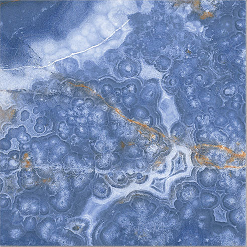 Dettaglio piastrella per pavimento e rivestimento in gres porcellanato effetto pietra spaziale. Collezione Swimming Pool di Ceramica Valsecchia, formato 15x15, Cross Blue