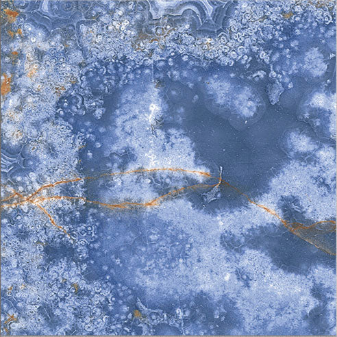 Dettaglio piastrella per pavimento e rivestimento in gres porcellanato effetto pietra spaziale. Collezione Swimming Pool di Ceramica Valsecchia, formato 15x15, Cross Blue