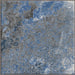 Dettaglio piastrella per pavimento e rivestimento in gres porcellanato effetto pietra spaziale. Collezione Swimming Pool di Ceramica Valsecchia, formato 15x15, Crystal Navy